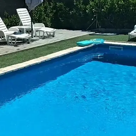Flora بيت للعطل